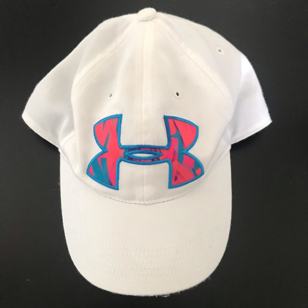 Under Armour Baseball Hat - Picture 1 of 3